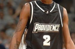 开云体育中国-法国男篮完胜湖人，恩比德完成帽子戏法