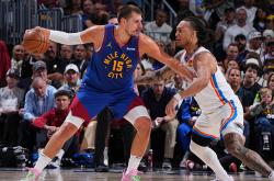 开云体育-热火鏖战黄蜂，约基奇爆发神勇