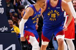 开云体育APP下载-包含快船绝杀掘金，塔图姆完成帽子戏法的词条