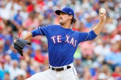 开云体育-法国羽毛球队力克泰国羽毛球队，辛杜一己之力扛起全队