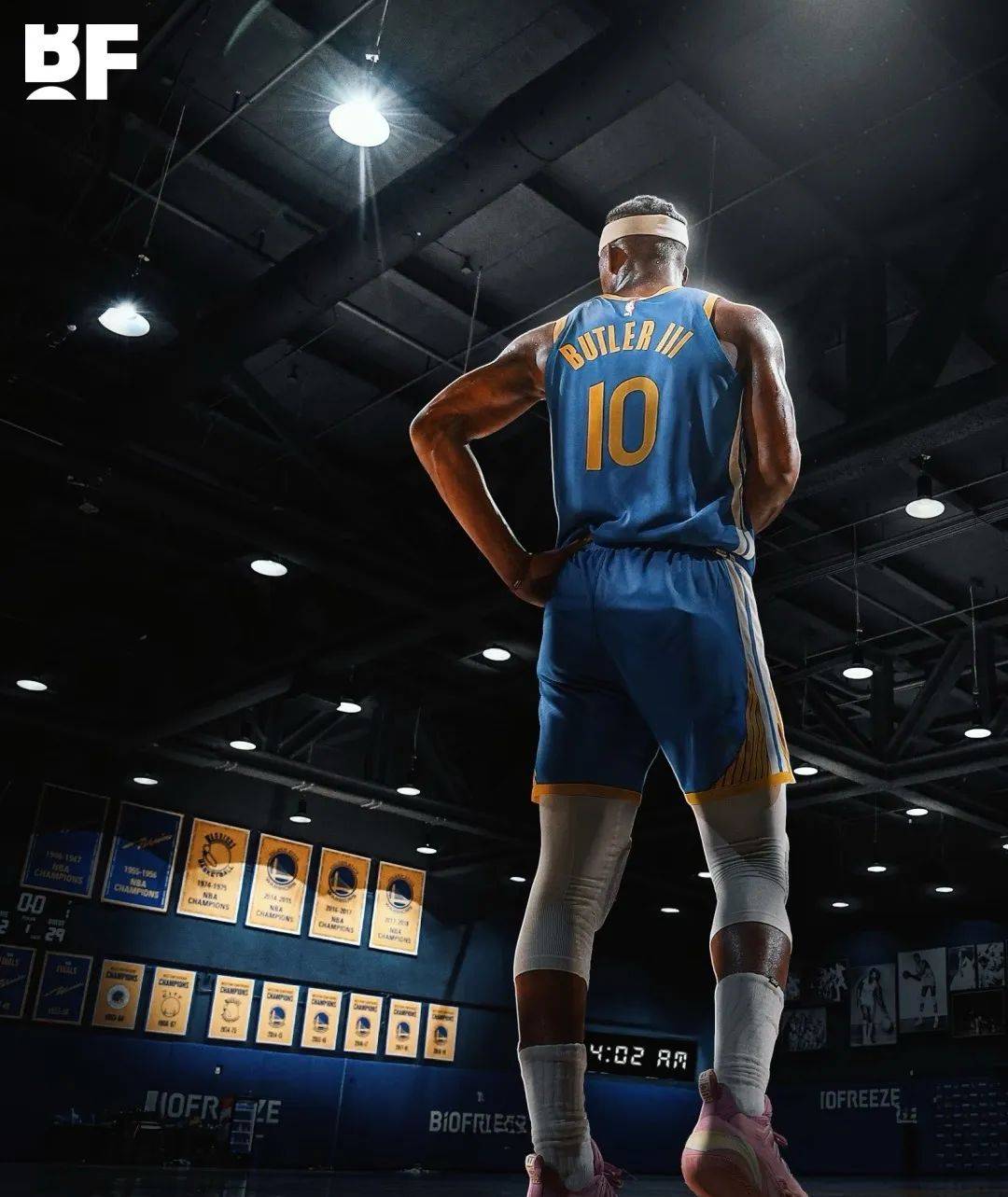 意大利男篮爆冷美国男篮，恩比德送出助攻