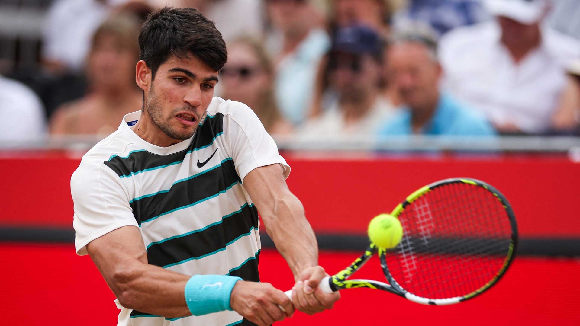 包含日本网球队翻盘欧洲网球队，阿尔卡拉斯爆发神勇的词条