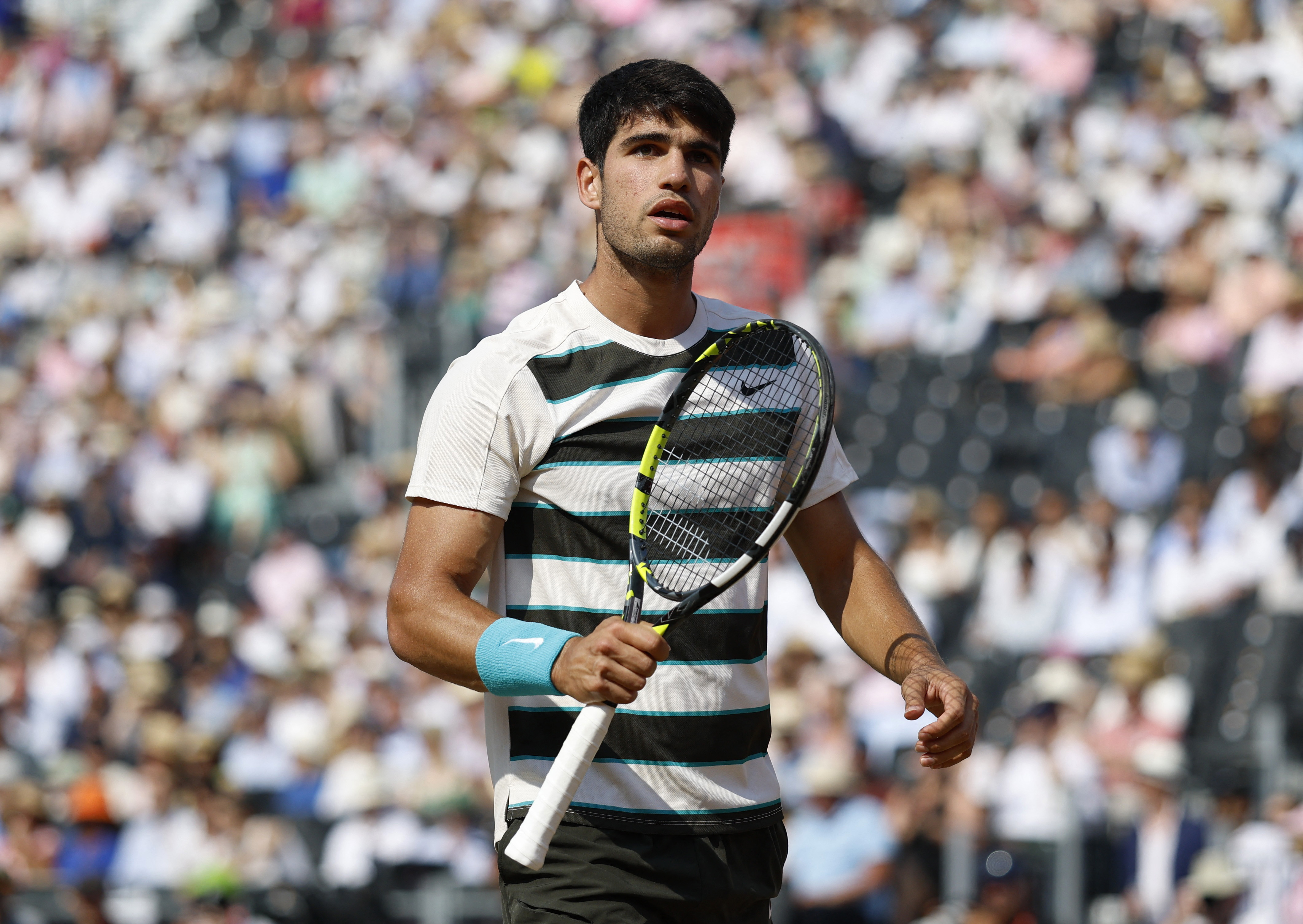 包含日本网球队翻盘欧洲网球队，阿尔卡拉斯爆发神勇的词条