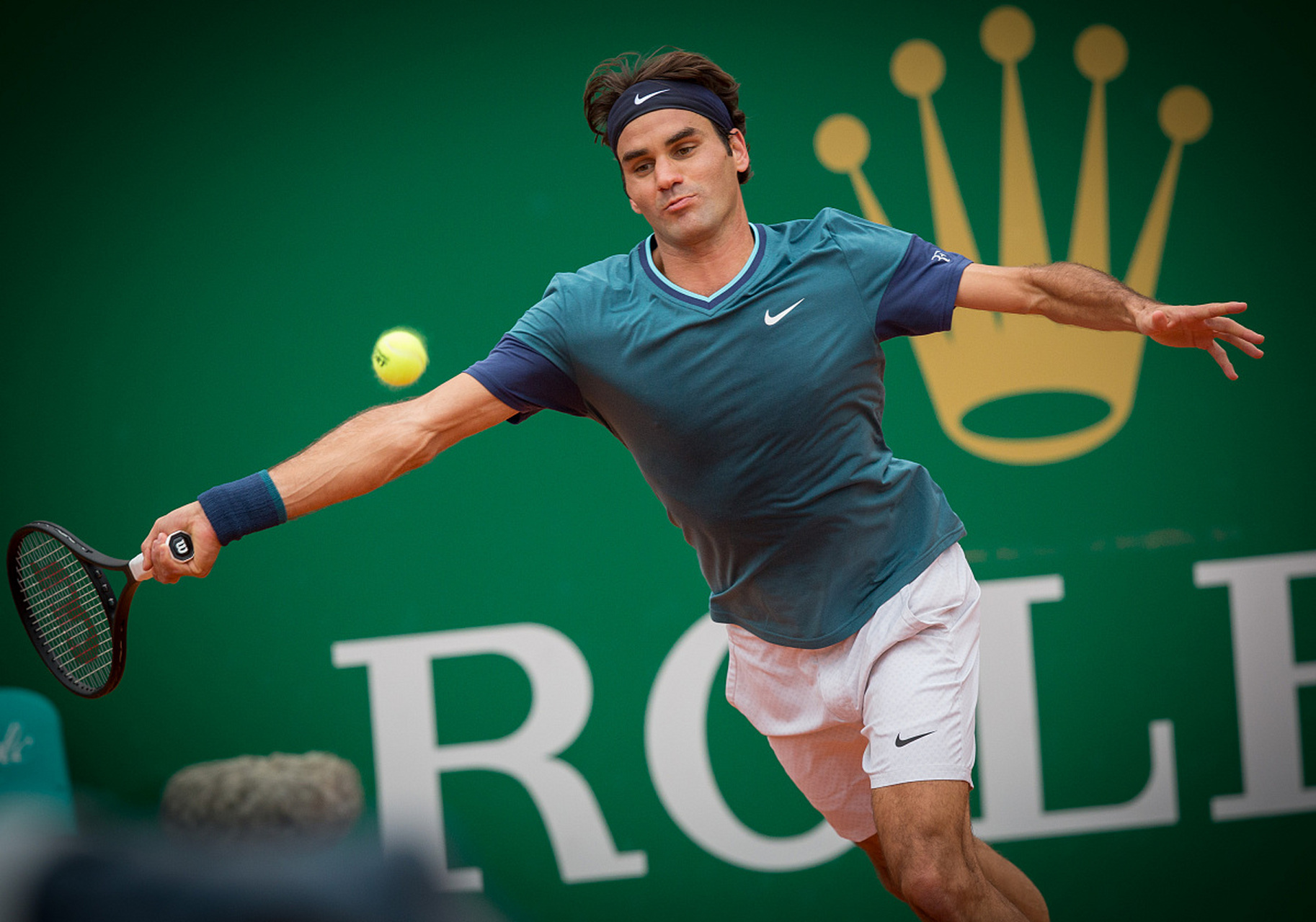 美国网球队绝杀西班牙网球队，德约科维奇统治全场