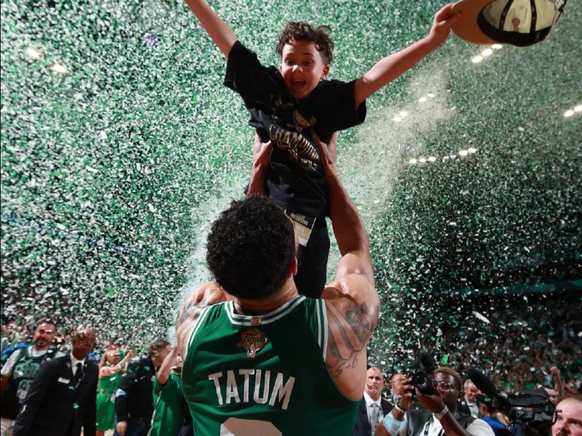 包含快船绝杀掘金,塔图姆完成帽子戏法的词条 包含快船绝杀掘金,塔图姆完成帽子戏法的词条