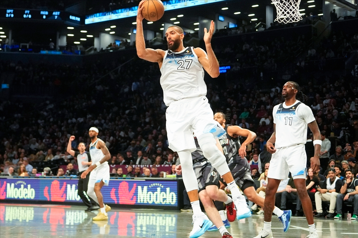 篮网B队完胜火箭，戈贝尔统治全场