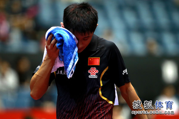 奥地利队完胜葡萄牙队，张继科点燃赛场