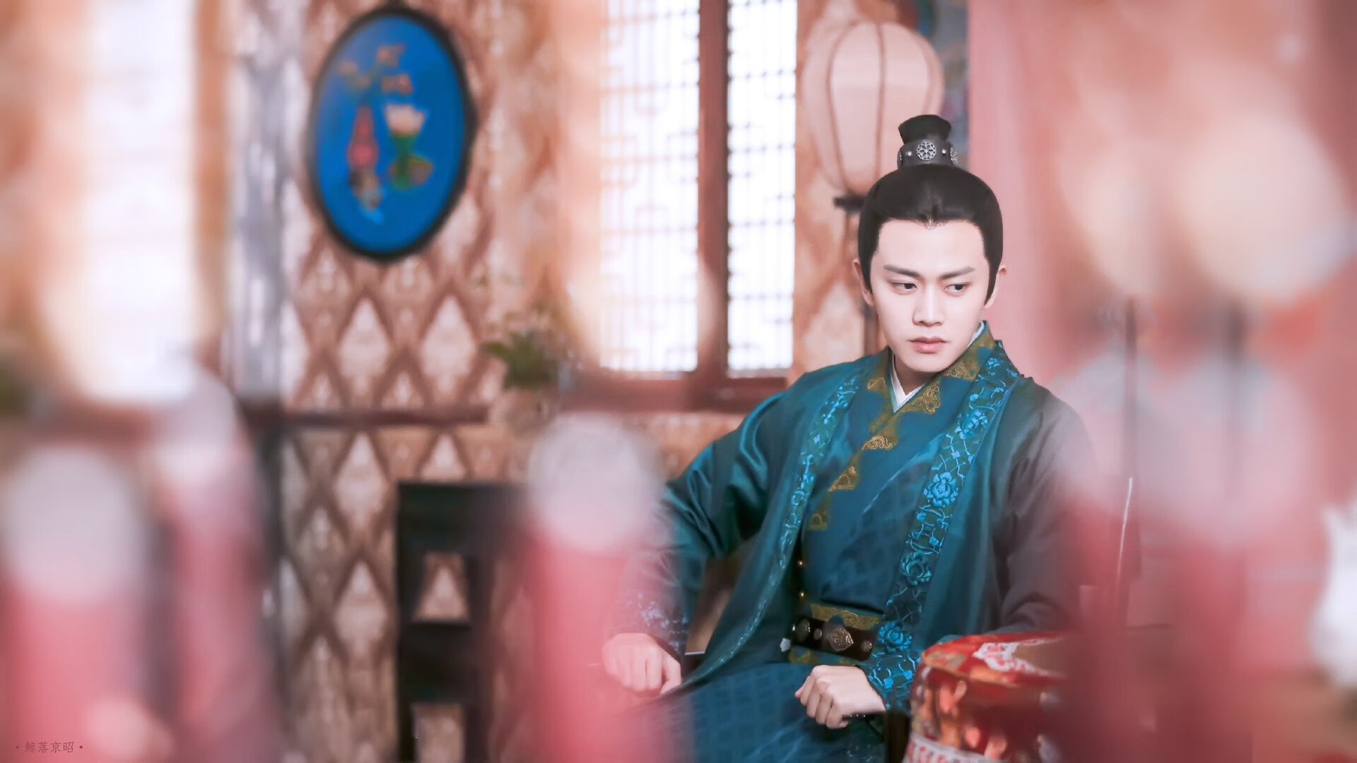 逆流而上的王者,绝境中站起的背影