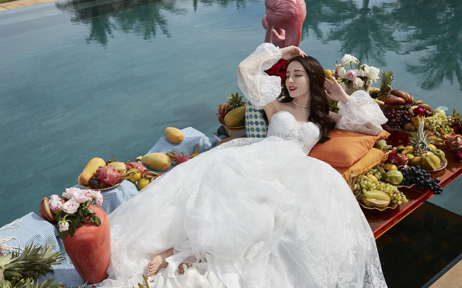 赛道与球场的核心风暴,当F1之夜遇上范戴克的攻防哲学