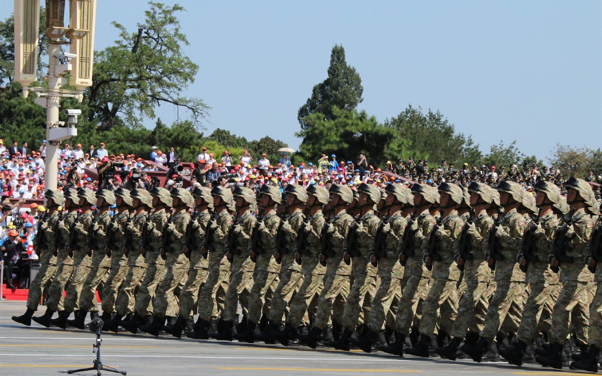 乌克兰火炮终结黄潜悬念，阿什拉夫之夜却成欧冠绝唱